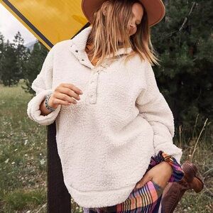 Aerie Cloud Sherpa Fleece Oversized Pullover Cream